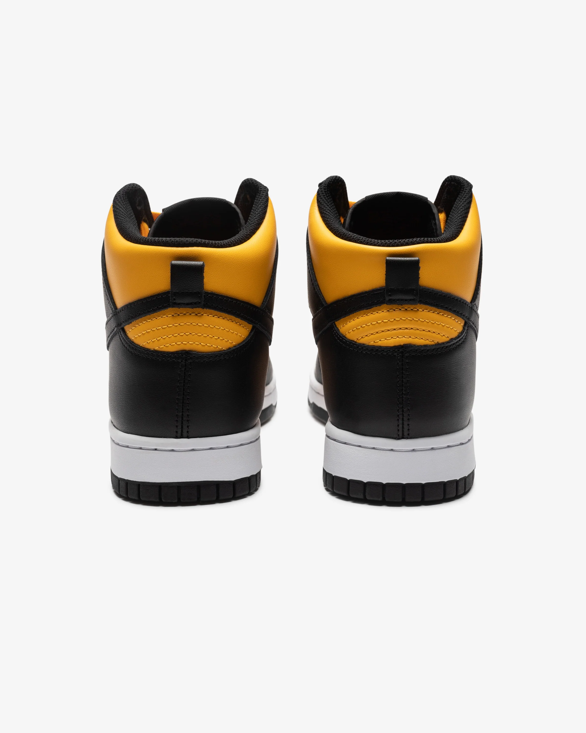 NIKE DUNK HIGH RETRO - UNIVERSITYGOLD/ BLACK/ WHITE/ RED - Image 3