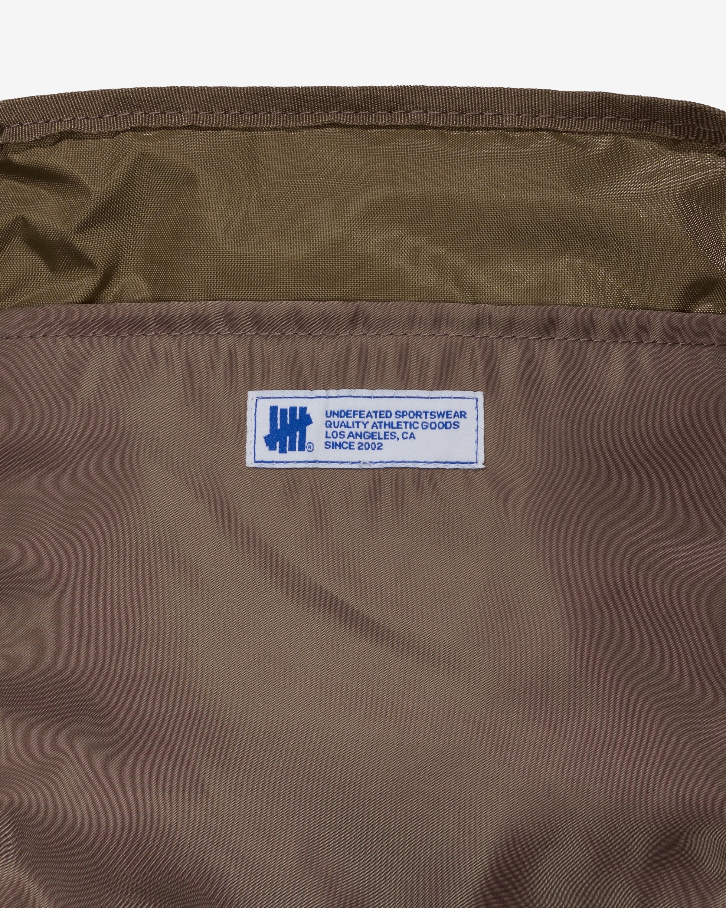 UNDEFEATED FLIGHT SATIN SHOULDER BAG - Image 18