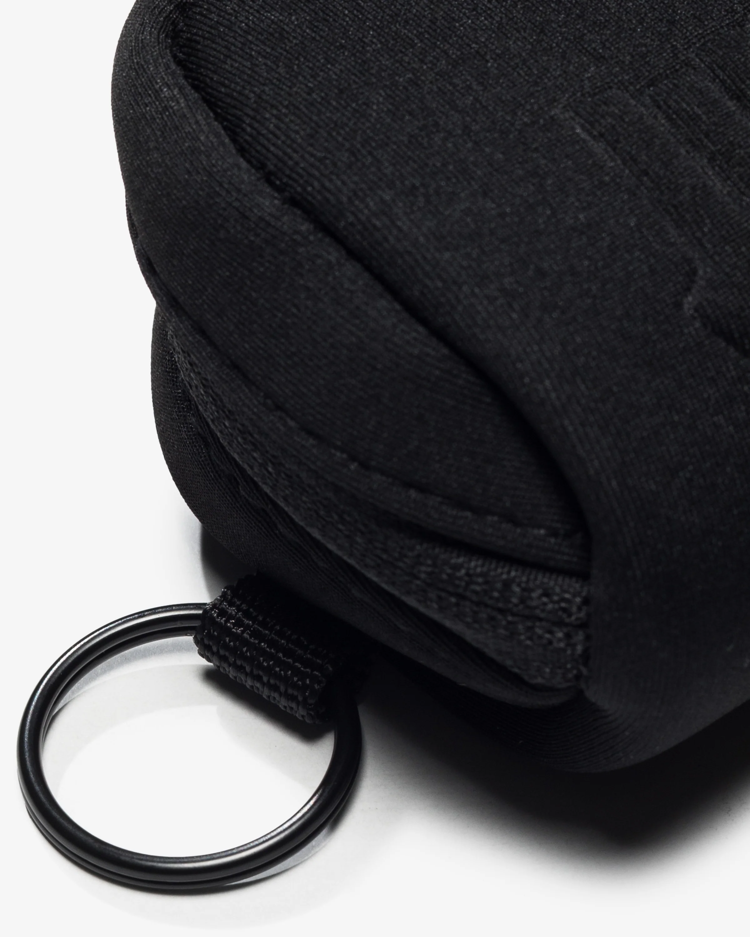 UNDEFEATED SUNGLASS CASE - Image 3